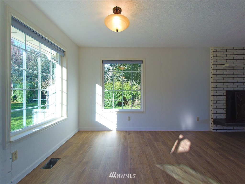 406 Reservoir Road Sequim, WA 98382 - Photo 10 of 25 Gallery Image 10