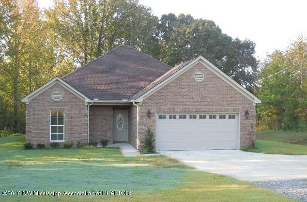 1748 Pryor Road Coldwater, MS 38618 - Photo 1 of 19 FRONT