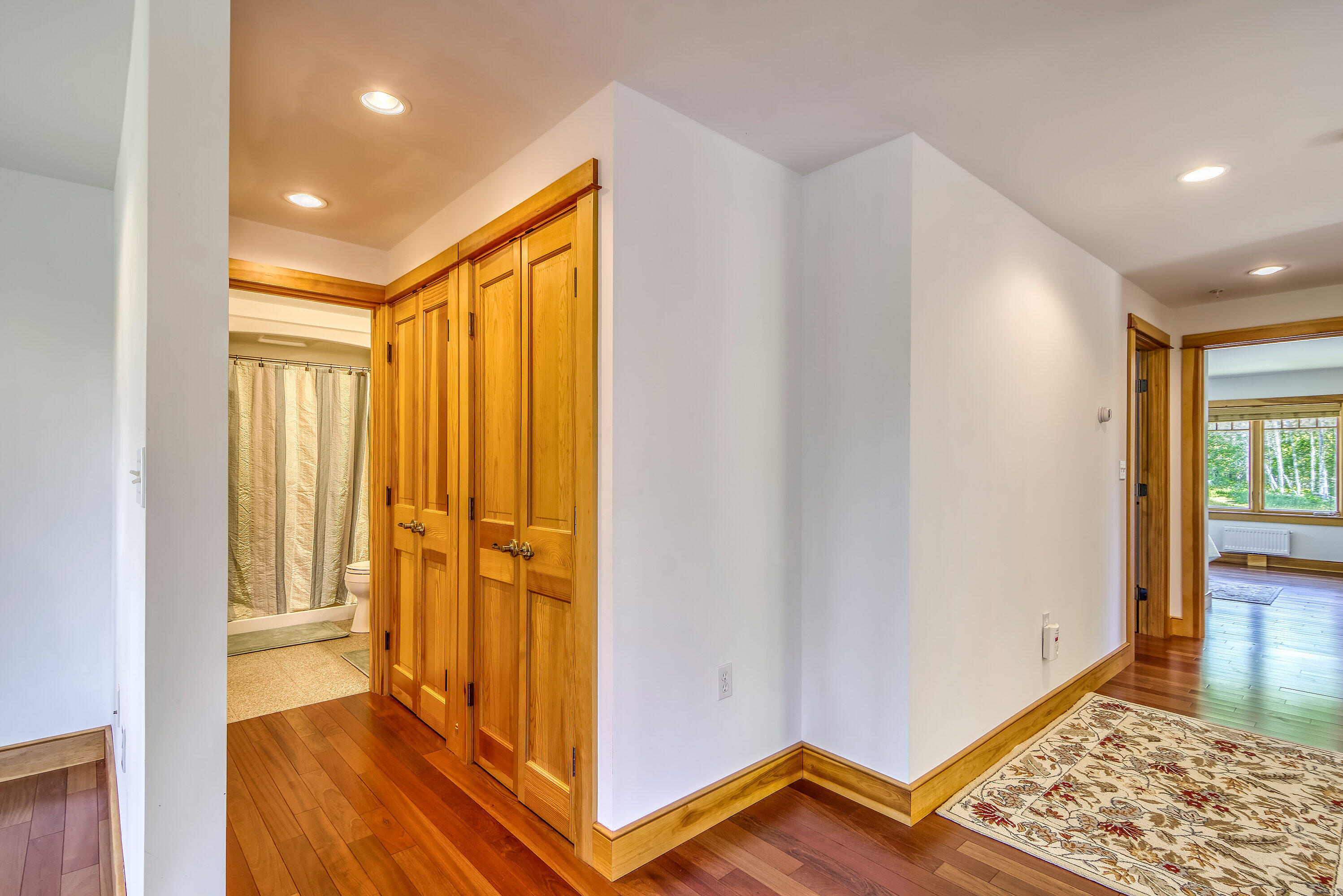 60 Ellsworth Road, Unit 9 Blue Hill, ME 04614 - Photo 14 of 24 Hallway-014-016-2996x2000