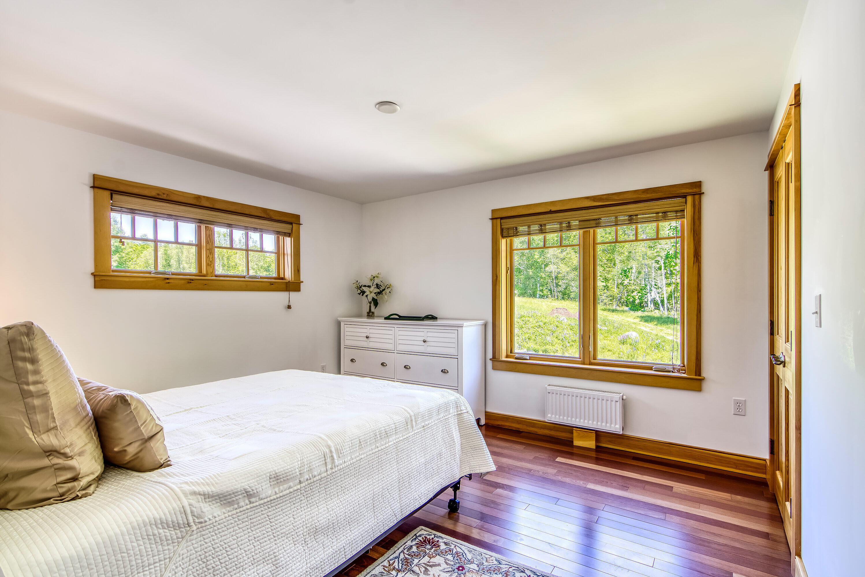 60 Ellsworth Road, Unit 9 Blue Hill, ME 04614 - Photo 17 of 24 Bedroom 1-009-012-2996x2000