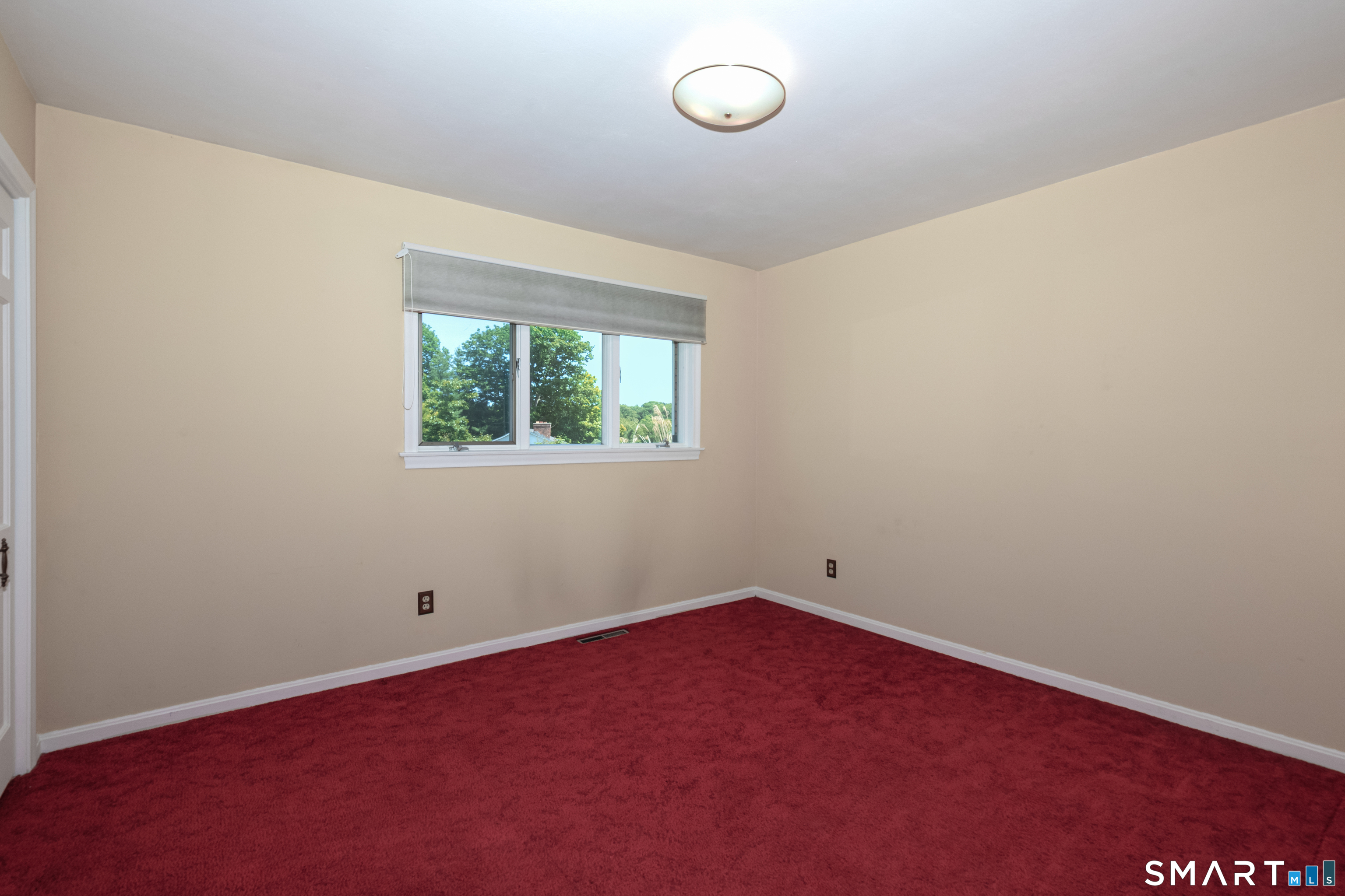 319 Maybrook Road Waterbury, CT 06708 - Photo 31 of 40