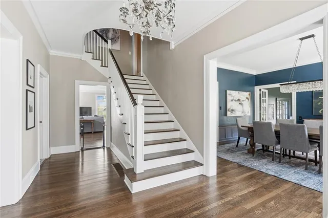 $1,895,000 | 5600 State Line Road, Mission Hills, KS 66208