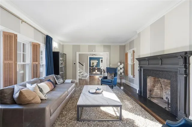 $1,895,000 | 5600 State Line Road, Mission Hills, KS 66208