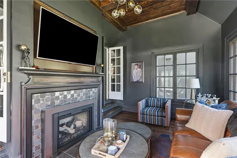 $1,895,000 | 5600 State Line Road, Mission Hills, KS 66208