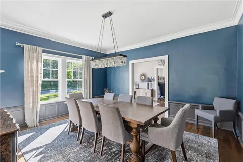 $1,895,000 | 5600 State Line Road, Mission Hills, KS 66208