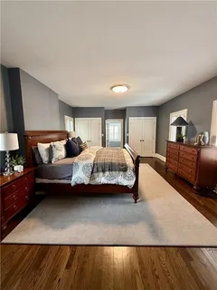 $1,895,000 | 5600 State Line Road, Mission Hills, KS 66208