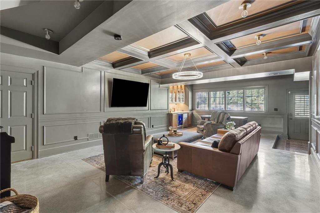 5600 State Line Road Mission Hills, KS 66208 - Photo 34 of 48