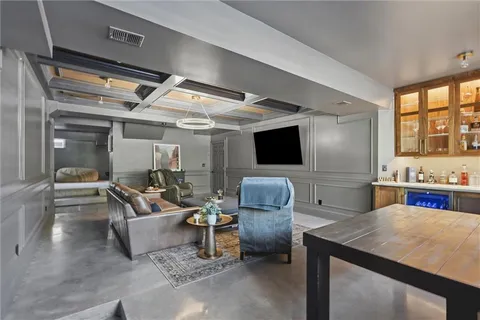 $1,895,000 | 5600 State Line Road, Mission Hills, KS 66208