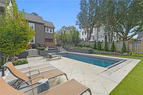 $1,895,000 | 5600 State Line Road, Mission Hills, KS 66208