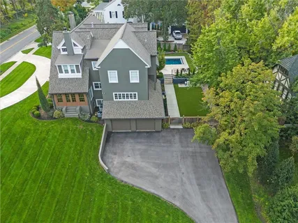 $1,895,000 | 5600 State Line Road, Mission Hills, KS 66208