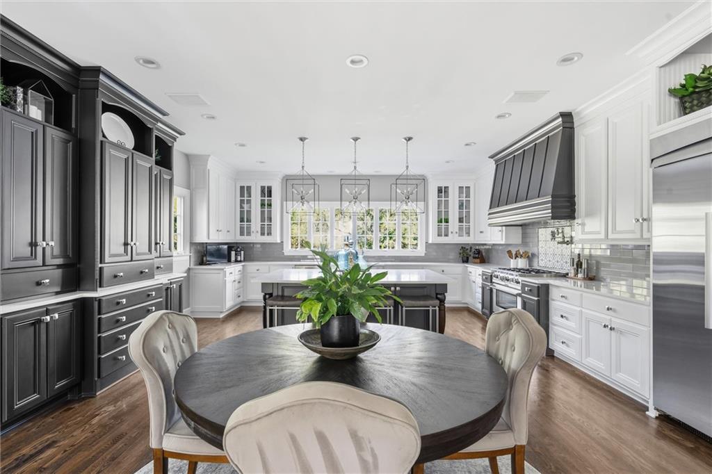 5600 State Line Road Mission Hills, KS 66208 - Photo 9 of 48