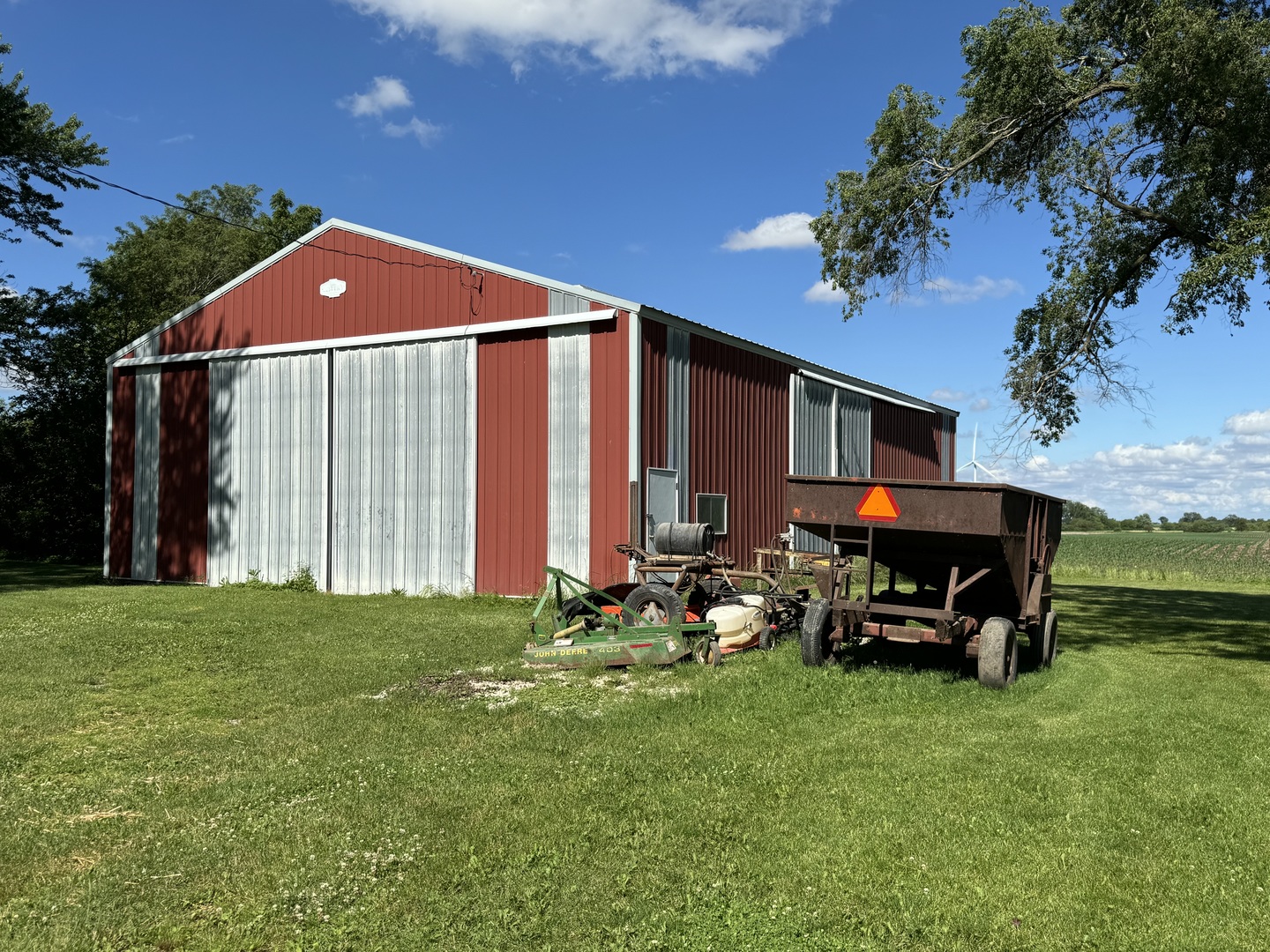 3222 250 East Road Herscher, IL 60941 - Photo 28 of 31 a front view of a house with garden