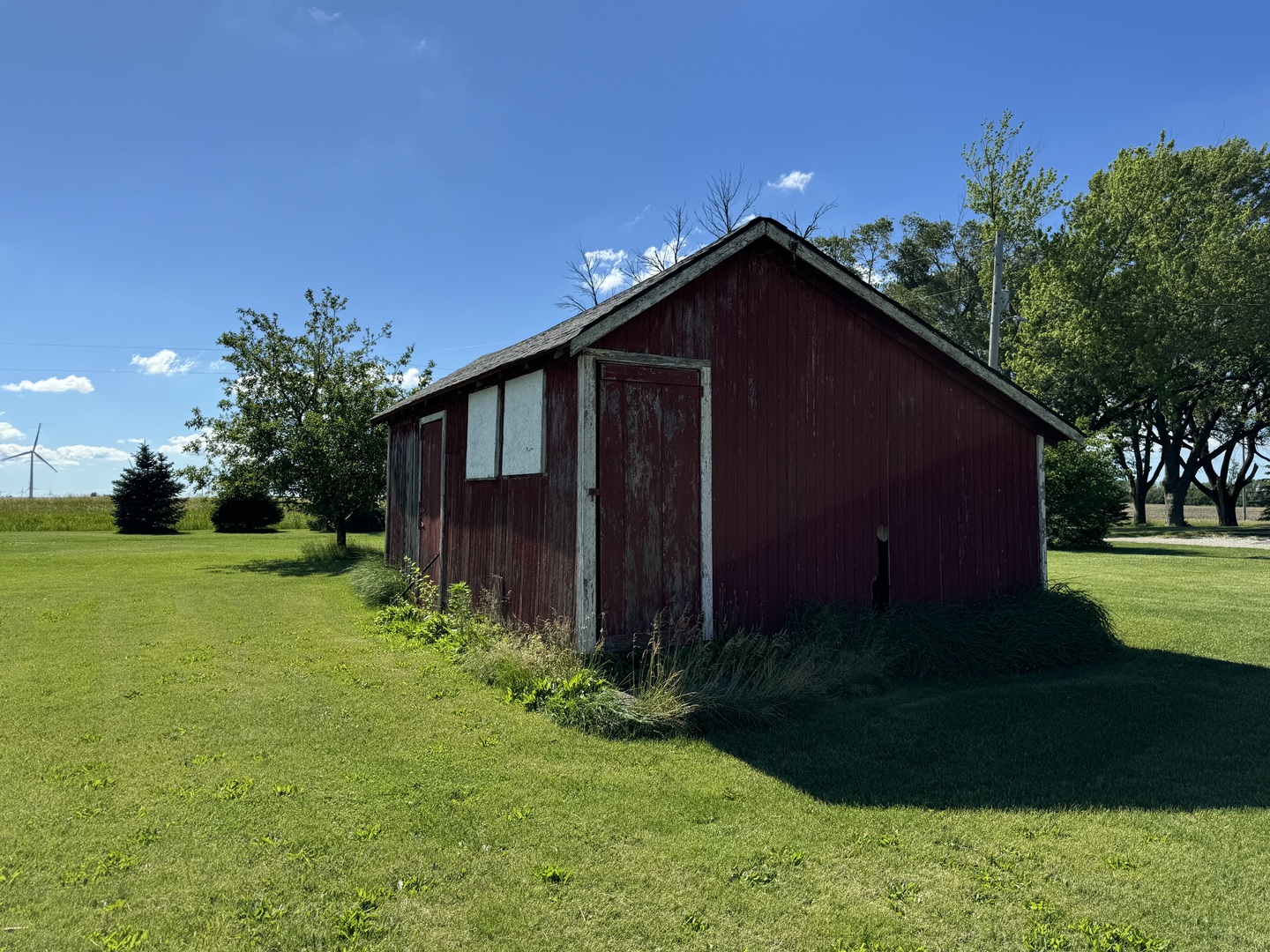 3222 250 East Road Herscher, IL 60941 - Photo 30 of 31 a front view of house with garden and trees