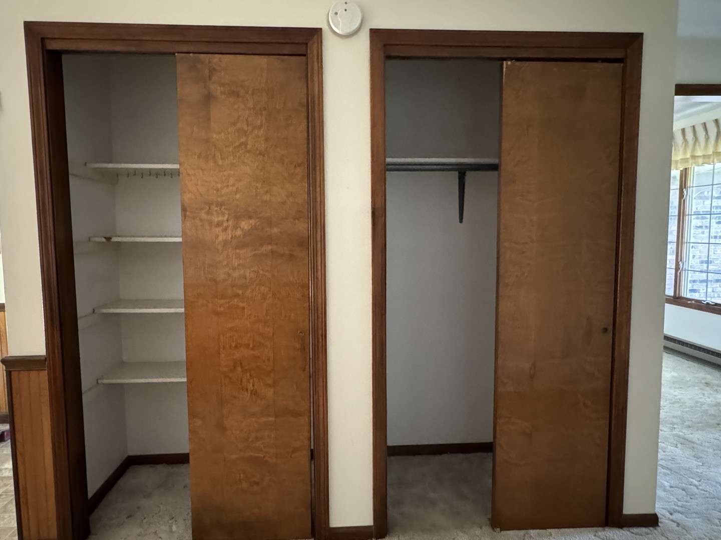 3222 250 East Road Herscher, IL 60941 - Photo 5 of 31 a bathroom with a glass door