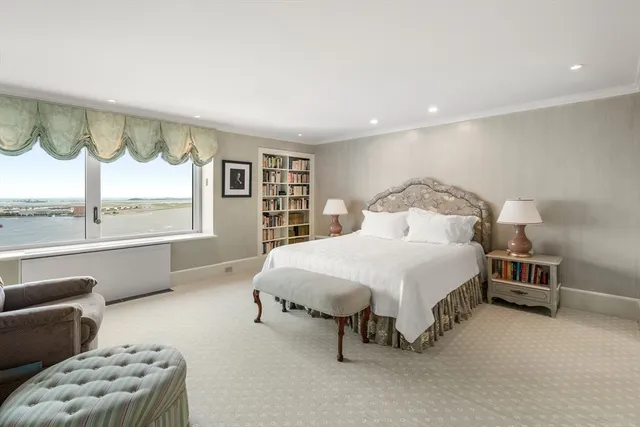 $3,080,000 | 85 East India Row, Unit 33B/C, Boston, MA 02110