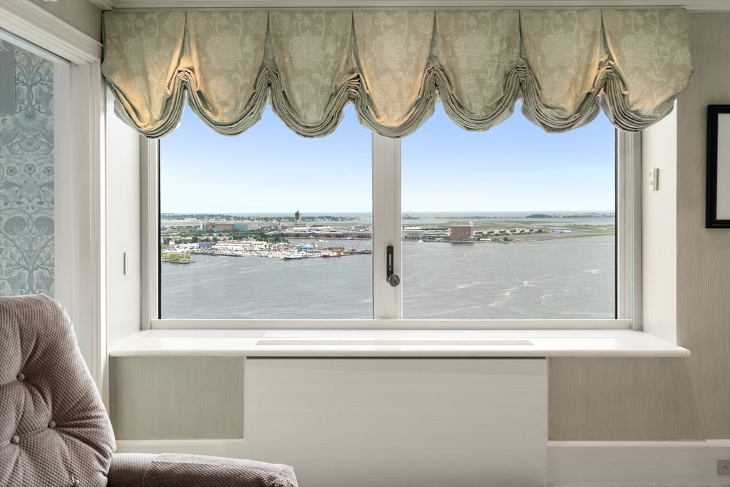 85 East India Row, Unit 33B/C Boston, MA 02110 - Photo 17 of 33