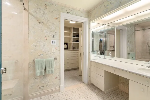 $3,080,000 | 85 East India Row, Unit 33B/C, Boston, MA 02110