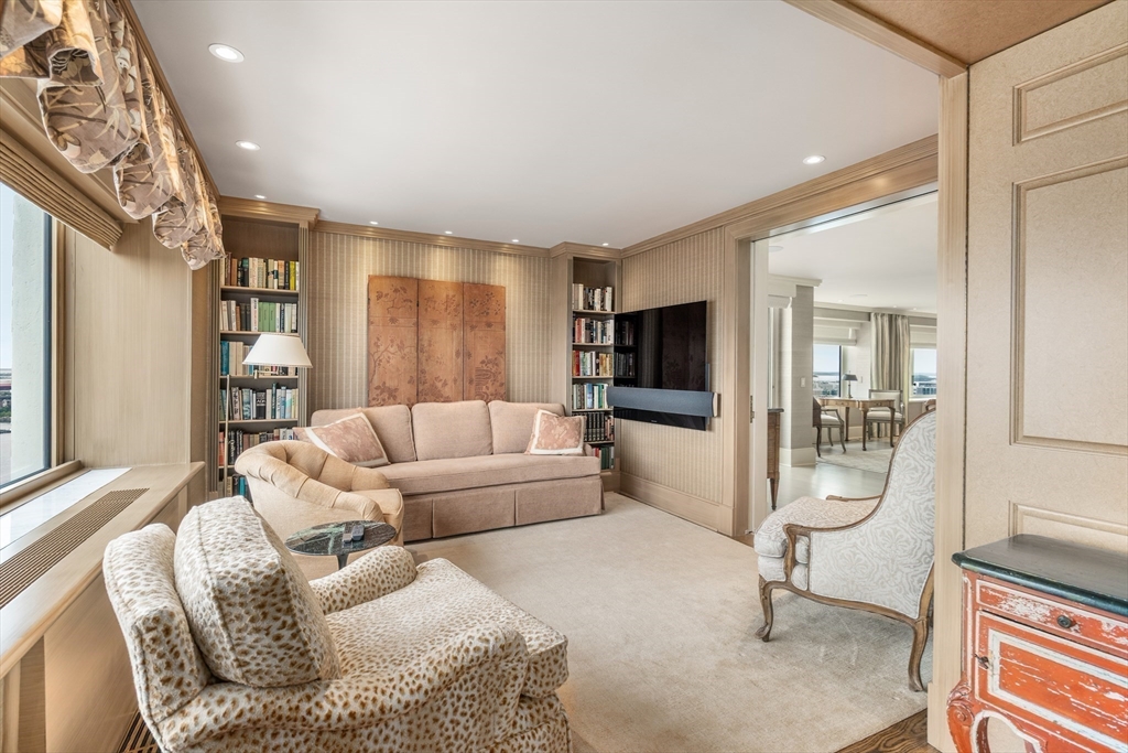 85 East India Row, Unit 33B/C Boston, MA 02110 - Photo 8 of 33