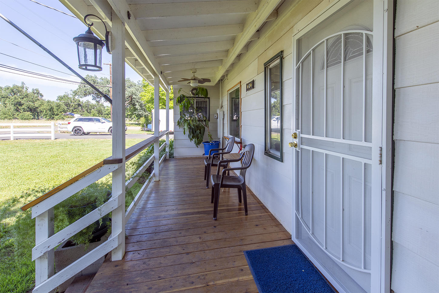 7354 Pacheco School Road Redding, CA 96002 - Photo 3 of 27 Porch2