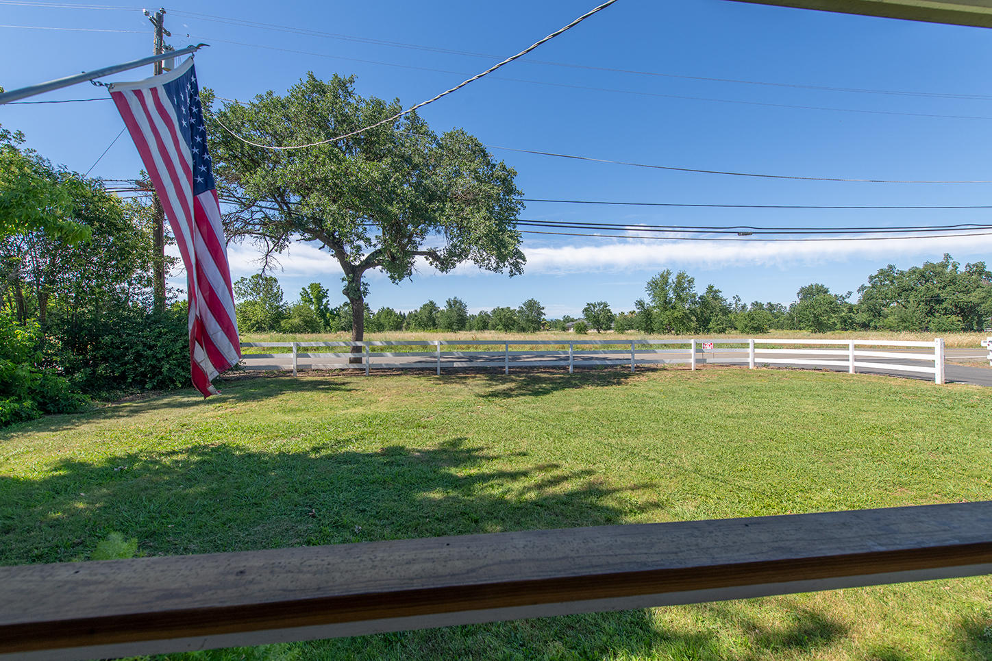 7354 Pacheco School Road Redding, CA 96002 - Photo 5 of 27 Porch view