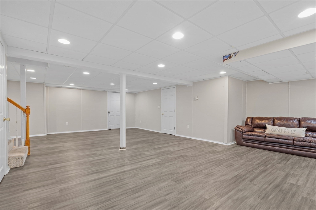 79 Royce Road Marlborough, MA 01752 - Photo 21 of 41 Gallery Image 21