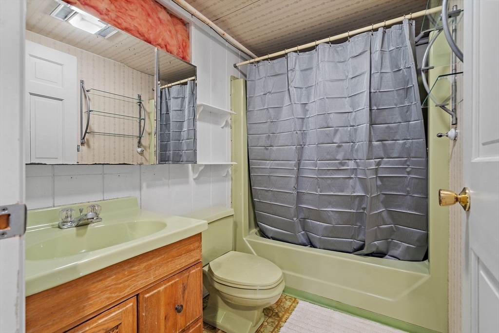 79 Royce Road Marlborough, MA 01752 - Photo 29 of 41 Gallery Image 29
