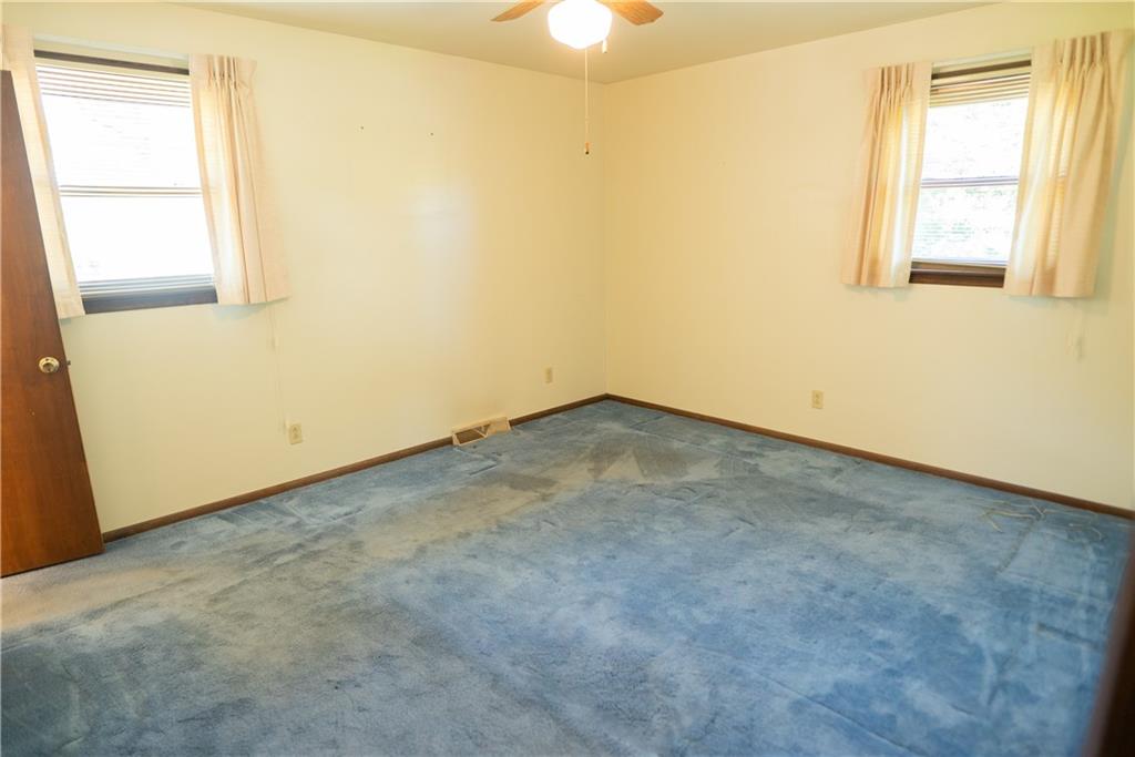 3565 Tuscarawas Road Beaver, PA 15009 - Photo 13 of 37 an empty room with a window