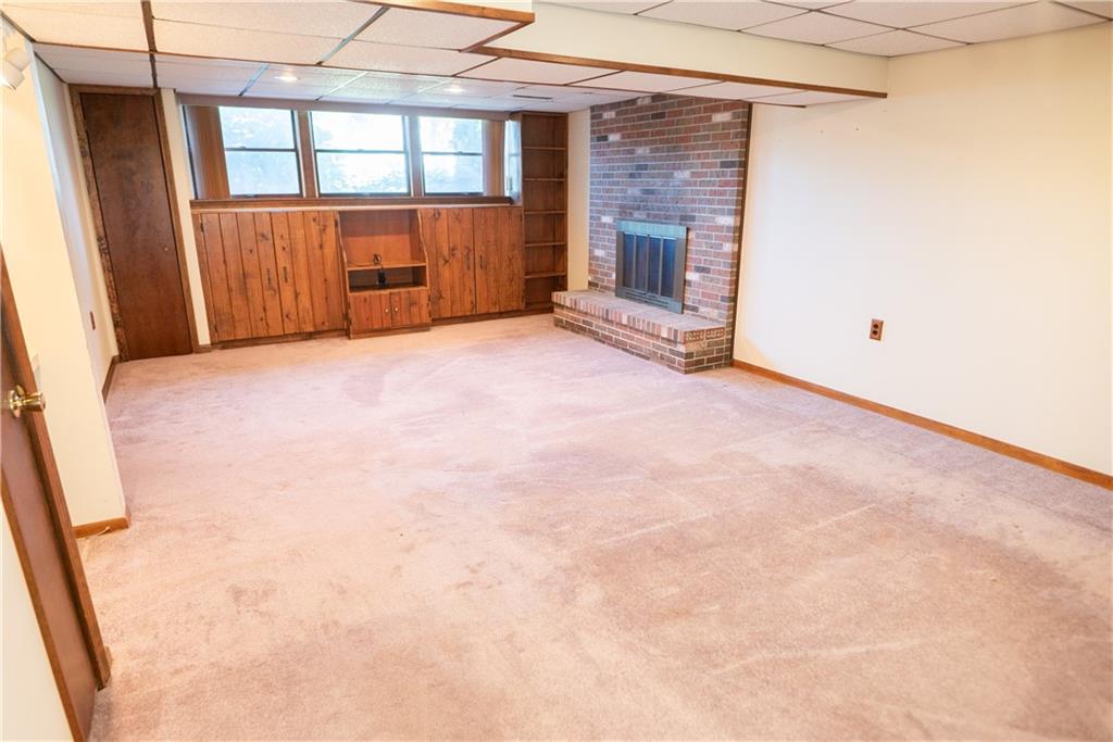 3565 Tuscarawas Road Beaver, PA 15009 - Photo 17 of 37 an empty room with windows