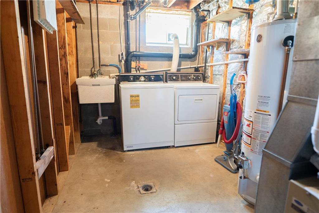 3565 Tuscarawas Road Beaver, PA 15009 - Photo 21 of 37 a utility room with dryer and washer