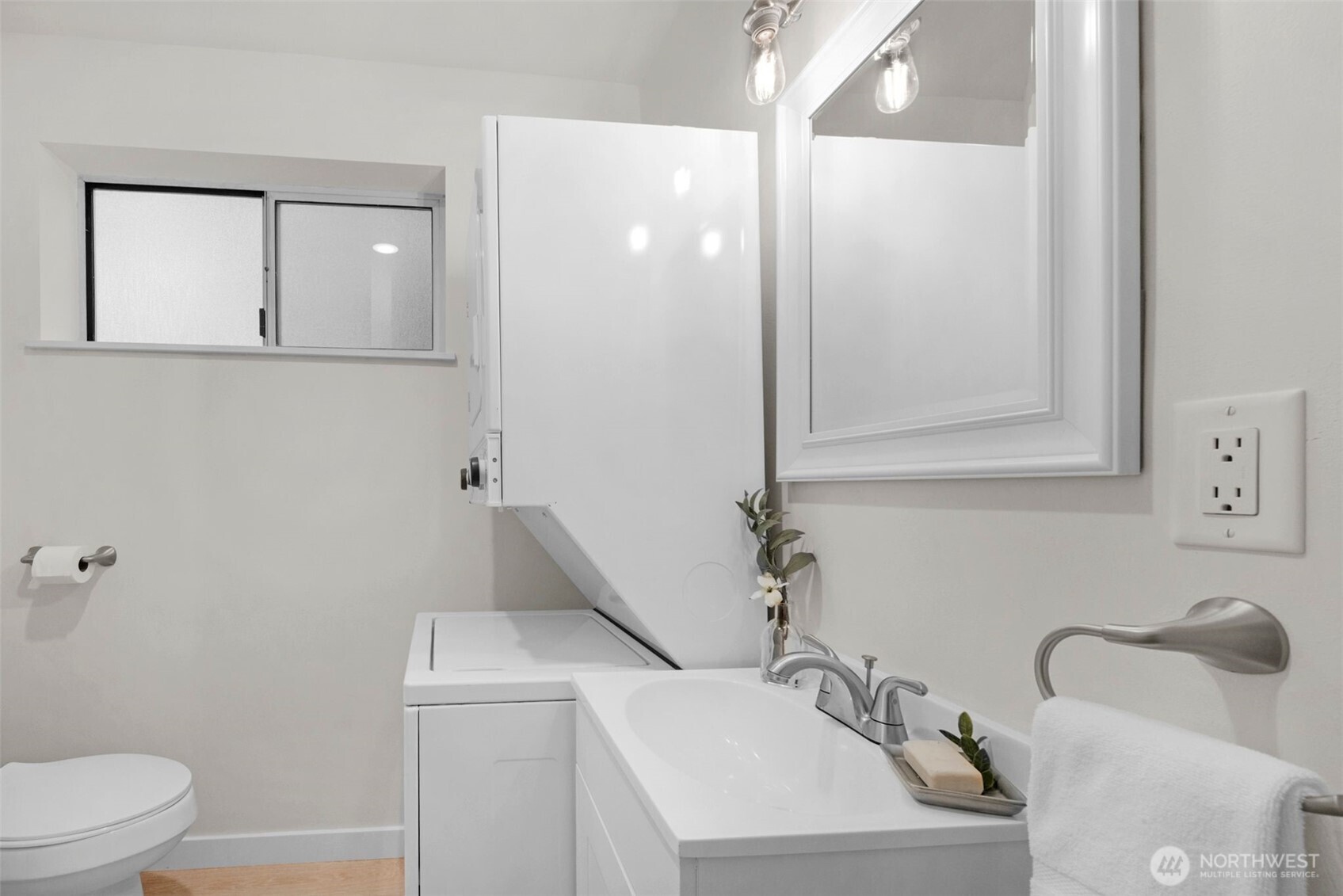 17414 Brook Boulevard Bothell, WA 98012 - Photo 25 of 38