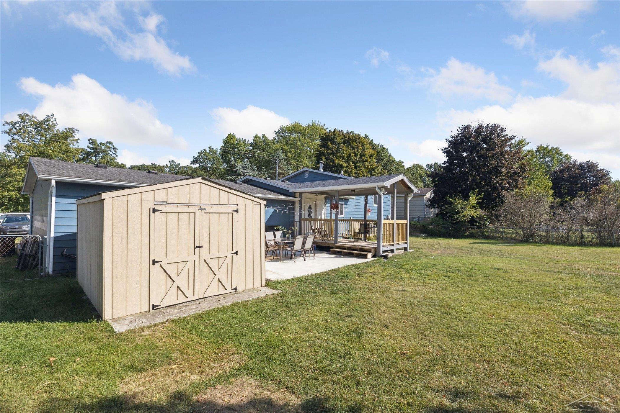2305 Indian Road Lapeer, MI 48446 - Photo 30 of 34 50188788-a2d6fdc2-44c3-4b62-8b1e-c55db9150106.JPG