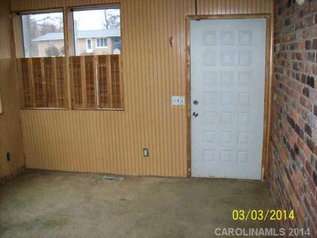 273 Frances Circle Fort Mill, SC 29708 - Photo 10 of 11 a view of an empty room with a window