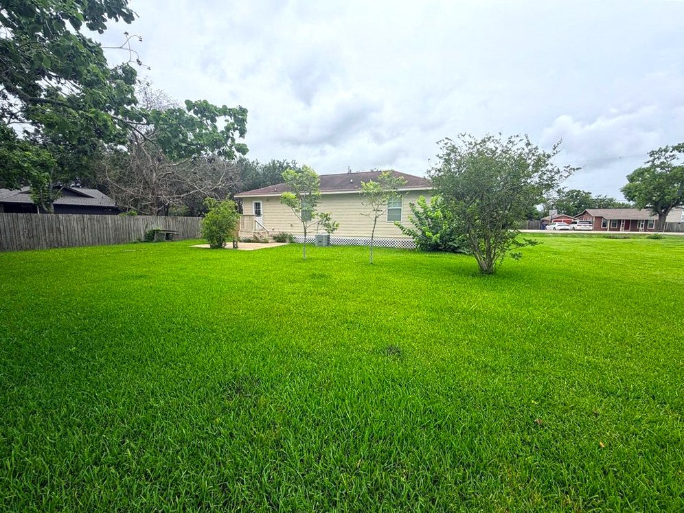 123 Robinson Road Oyster Creek, TX 77541 - Photo 16 of 16