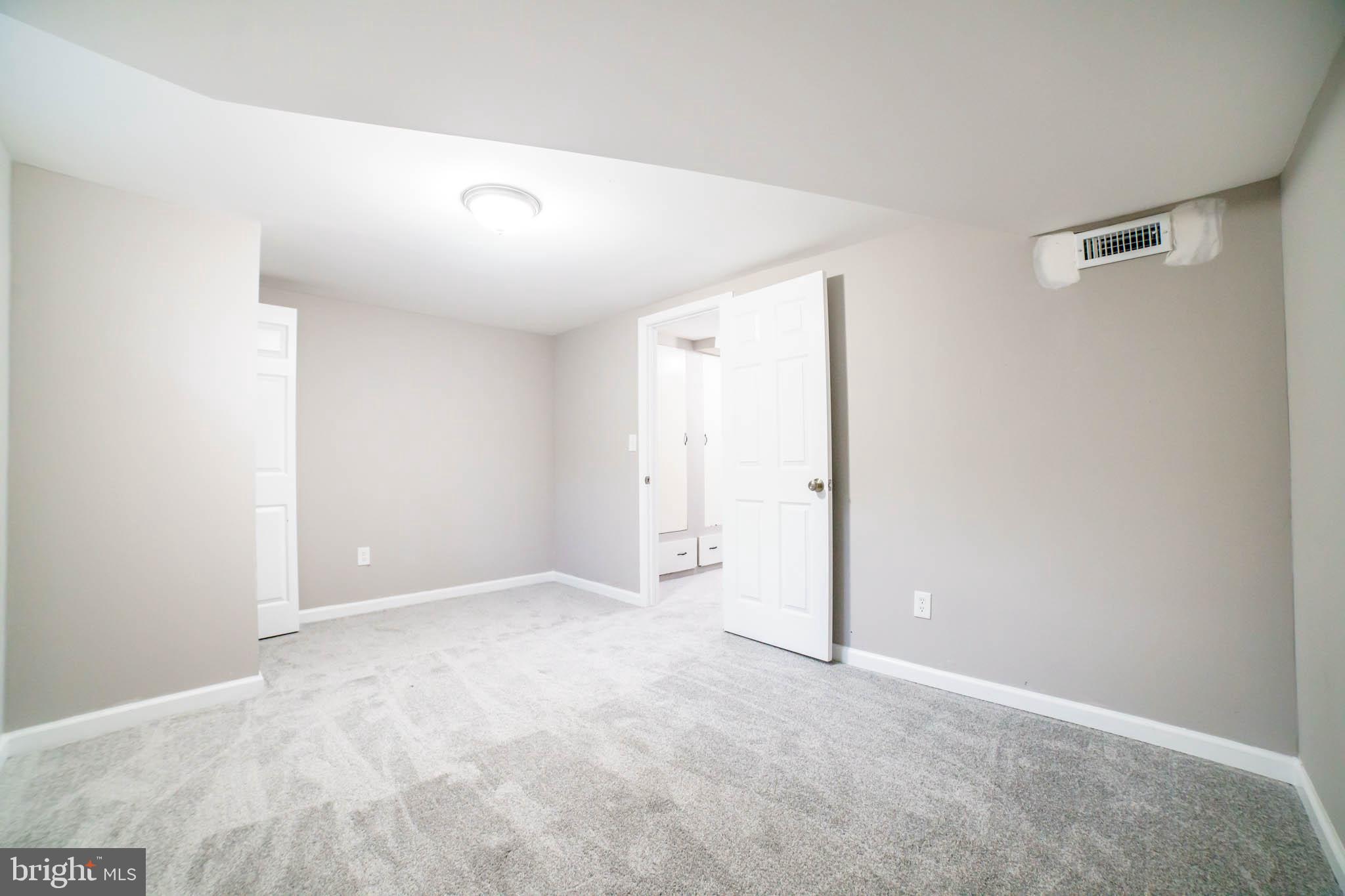 8014 Eastdale Road Baltimore, MD 21224 - Photo 26 of 32