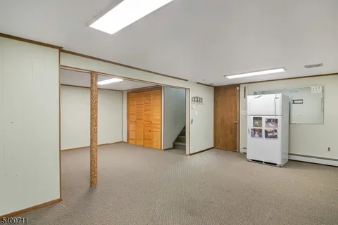 an empty room with closet