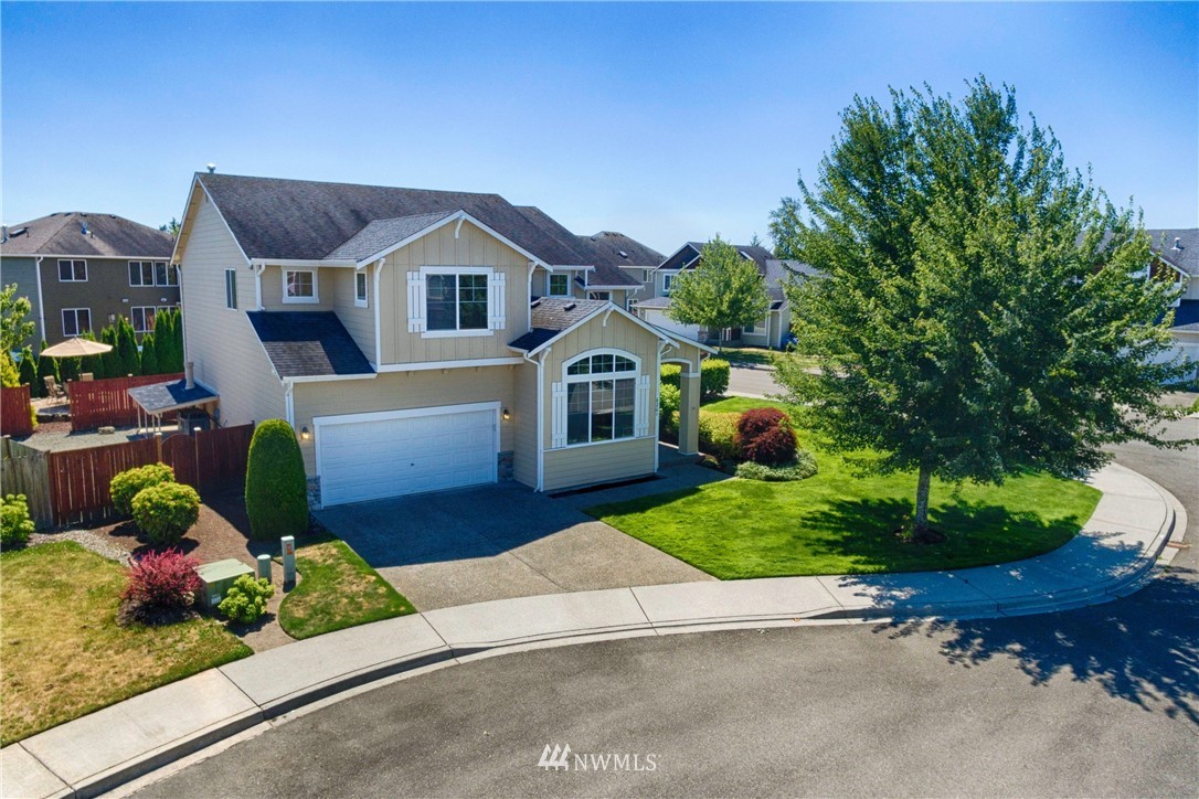 6201 Northeast 5th Circle Renton, WA 98059 - Photo 3 of 25