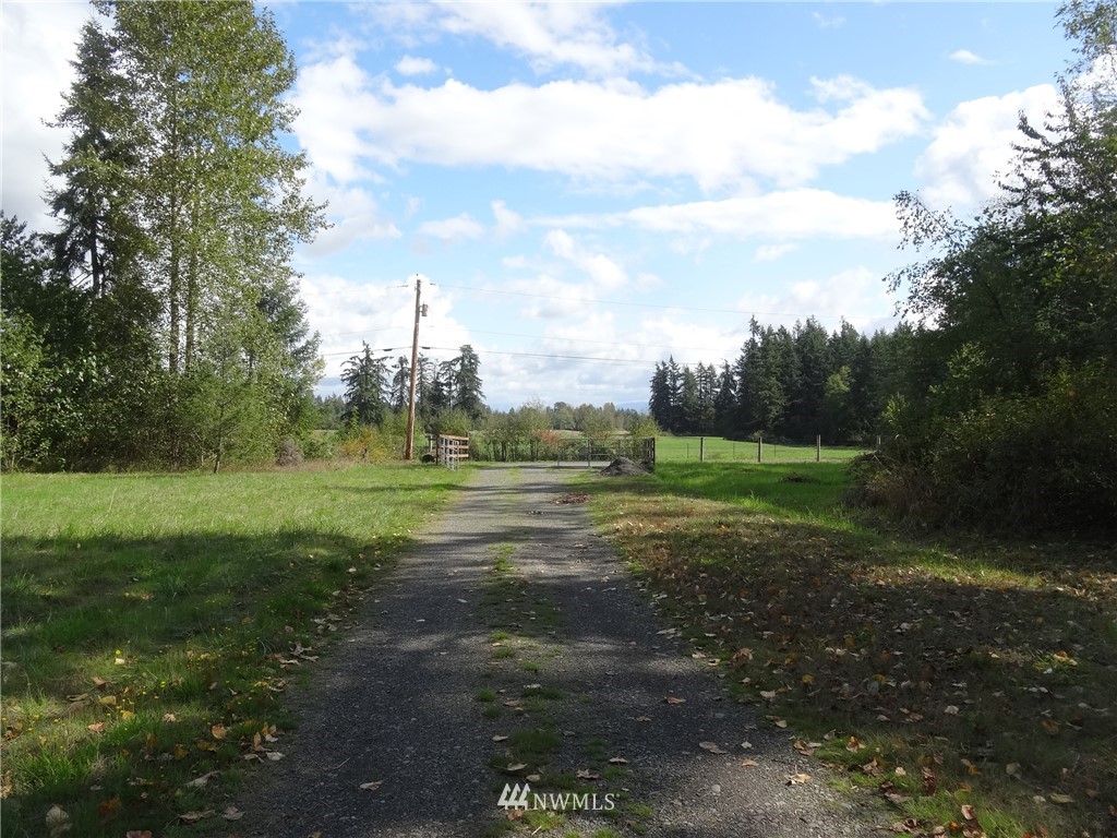 7537 Valley View Road Ferndale, WA 98248 - Photo 3 of 9