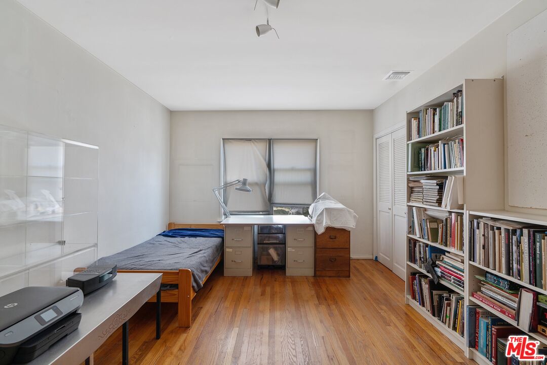 3799 Valleybrink Road Los Angeles, CA 90039 - Photo 26 of 37 Gallery Image 26