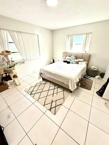 $2,000 | 3880 Woodside Drive, Coral Springs, FL 33065