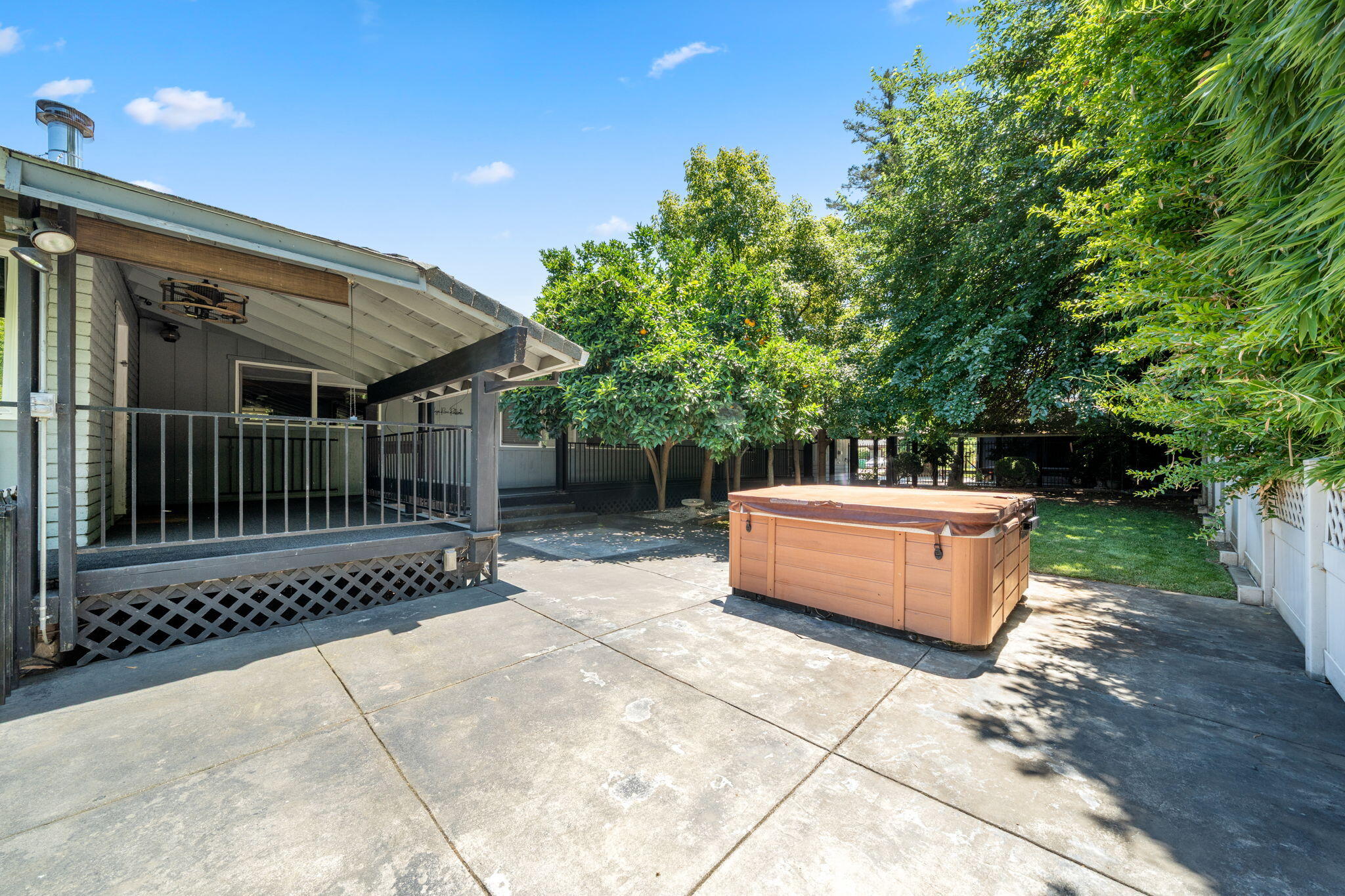 3317 Riverside Drive Anderson, CA 96007 - Photo 60 of 77 Spa