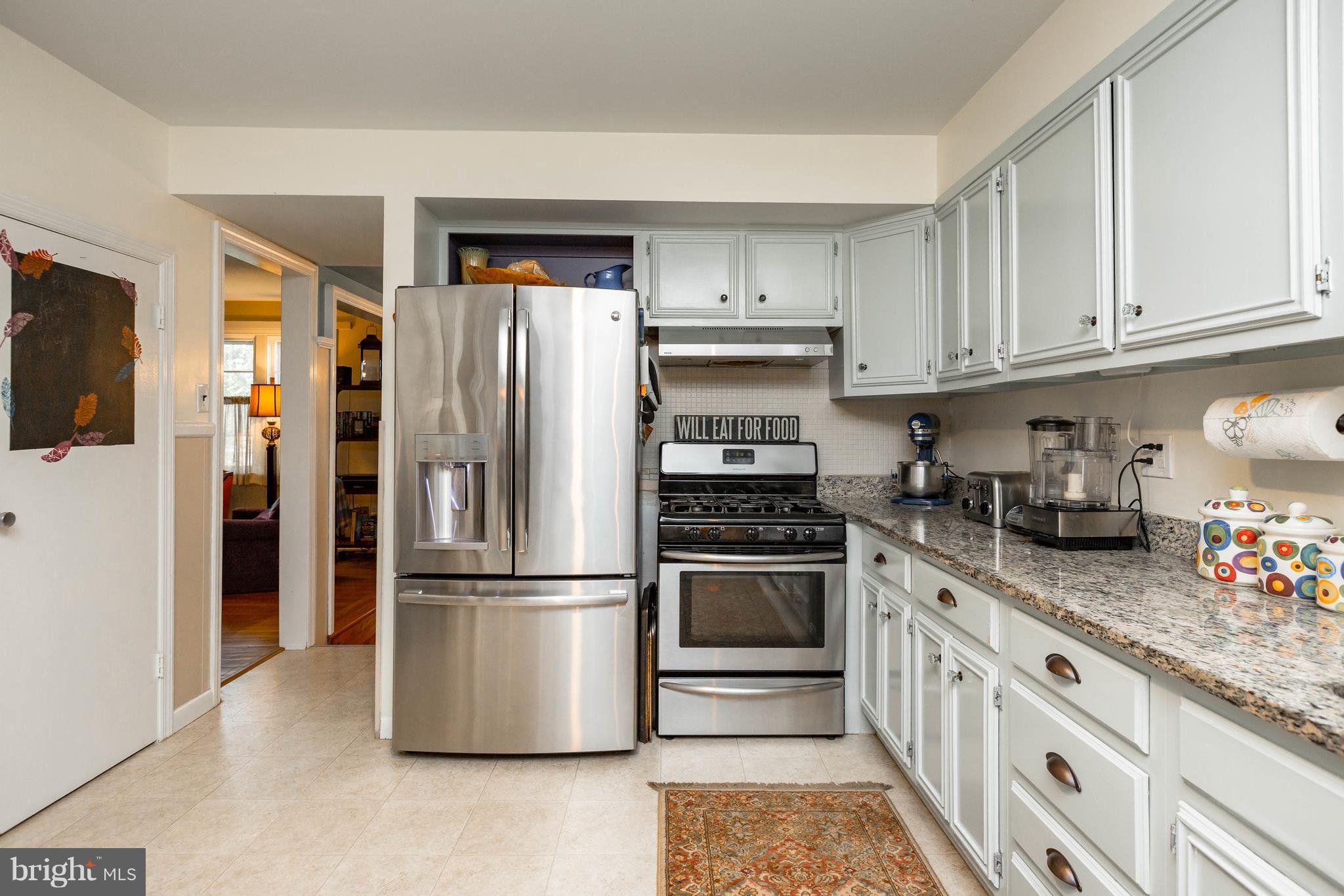 227 Gralan Road Baltimore, MD 21228 - Photo 9 of 30 Kitchen