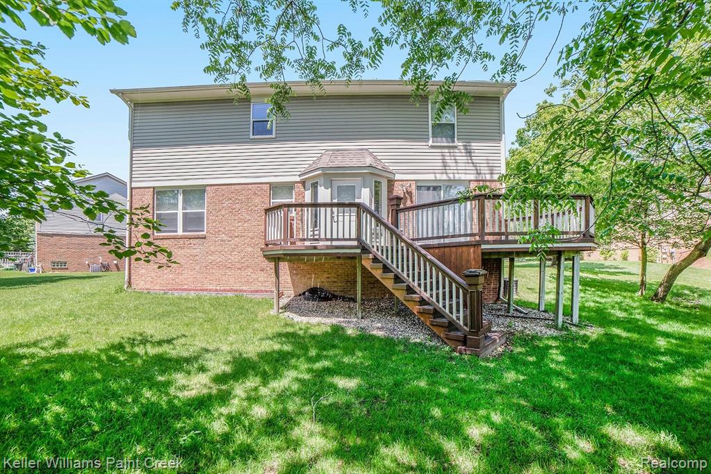 2741 Forest View Court Rochester Hills, MI 48307 - Photo 9 of 56