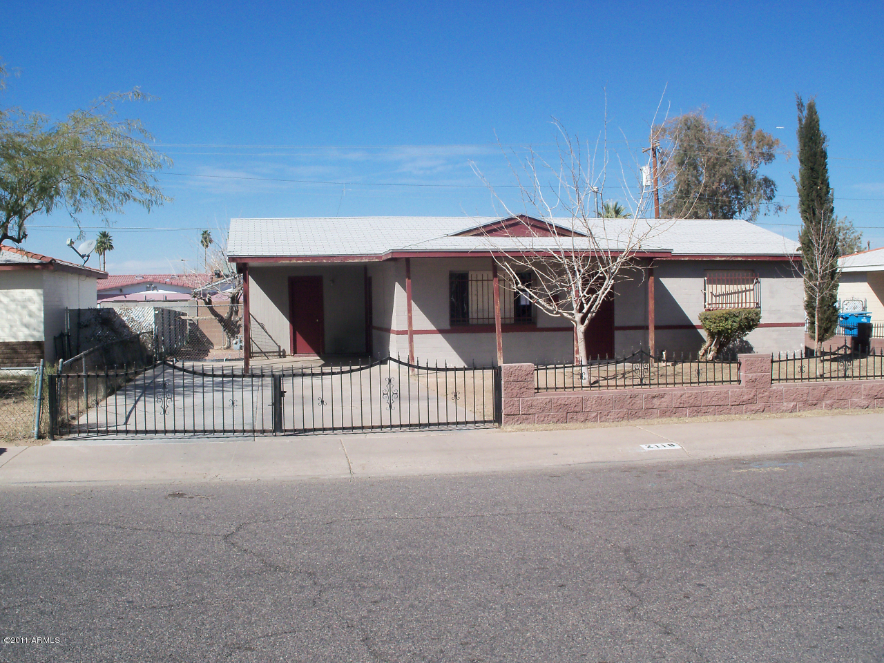 2118 West Pecan Road Phoenix, AZ 85041 - Photo 1 of 14 Front