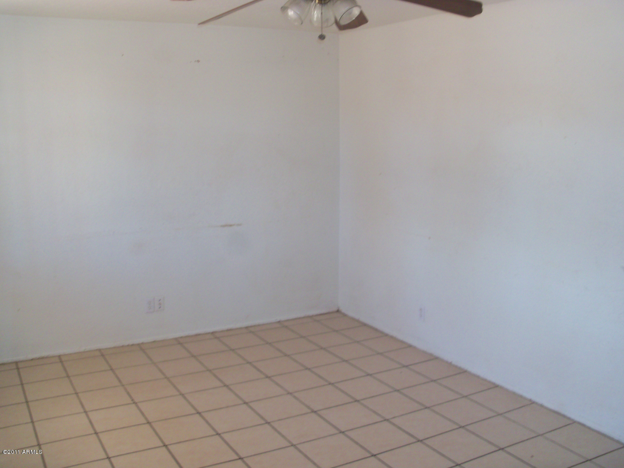2118 West Pecan Road Phoenix, AZ 85041 - Photo 5 of 14 Family Room