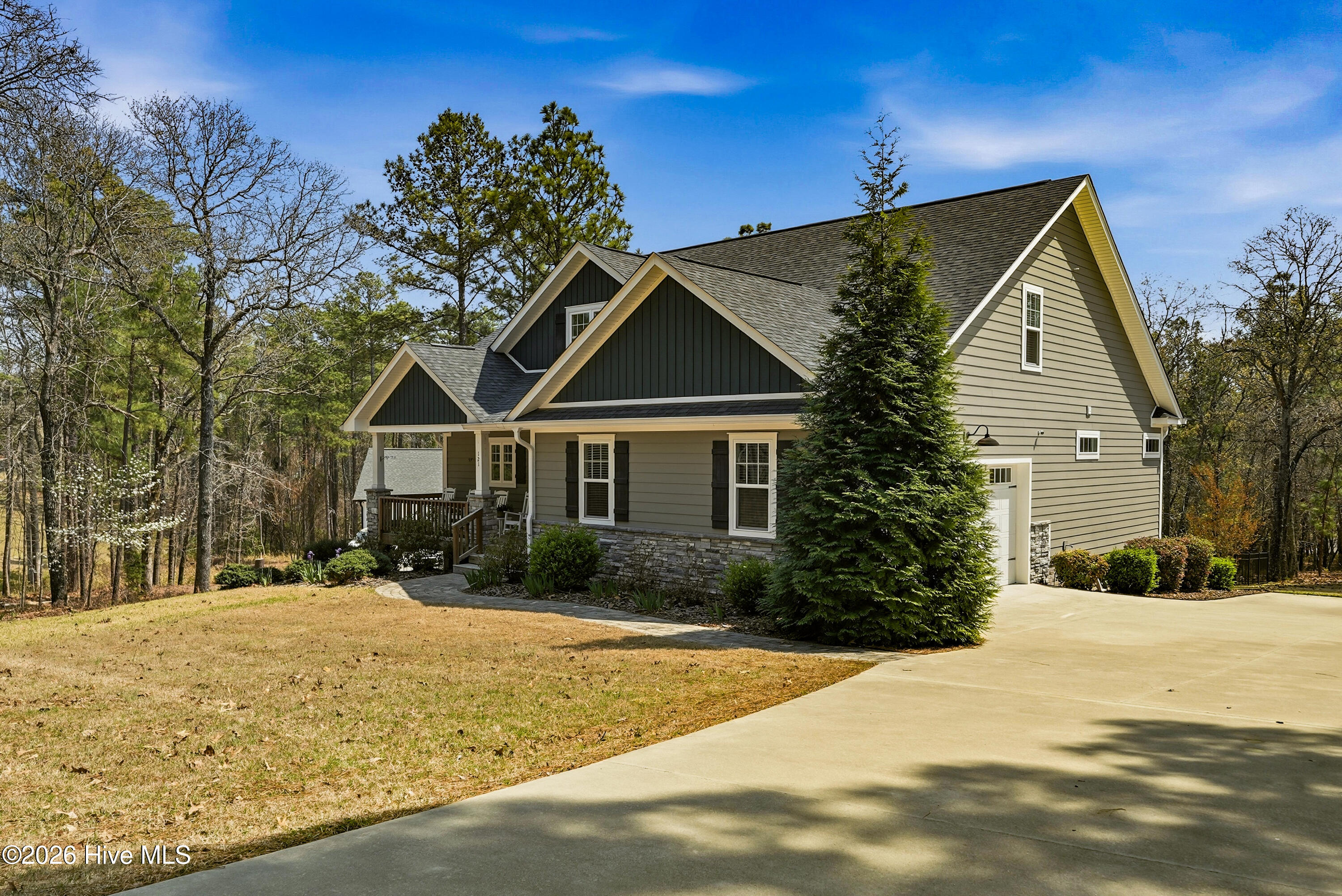 121 Longleaf Drive West End, NC 27376 - Photo 1 of 68 DSC02350