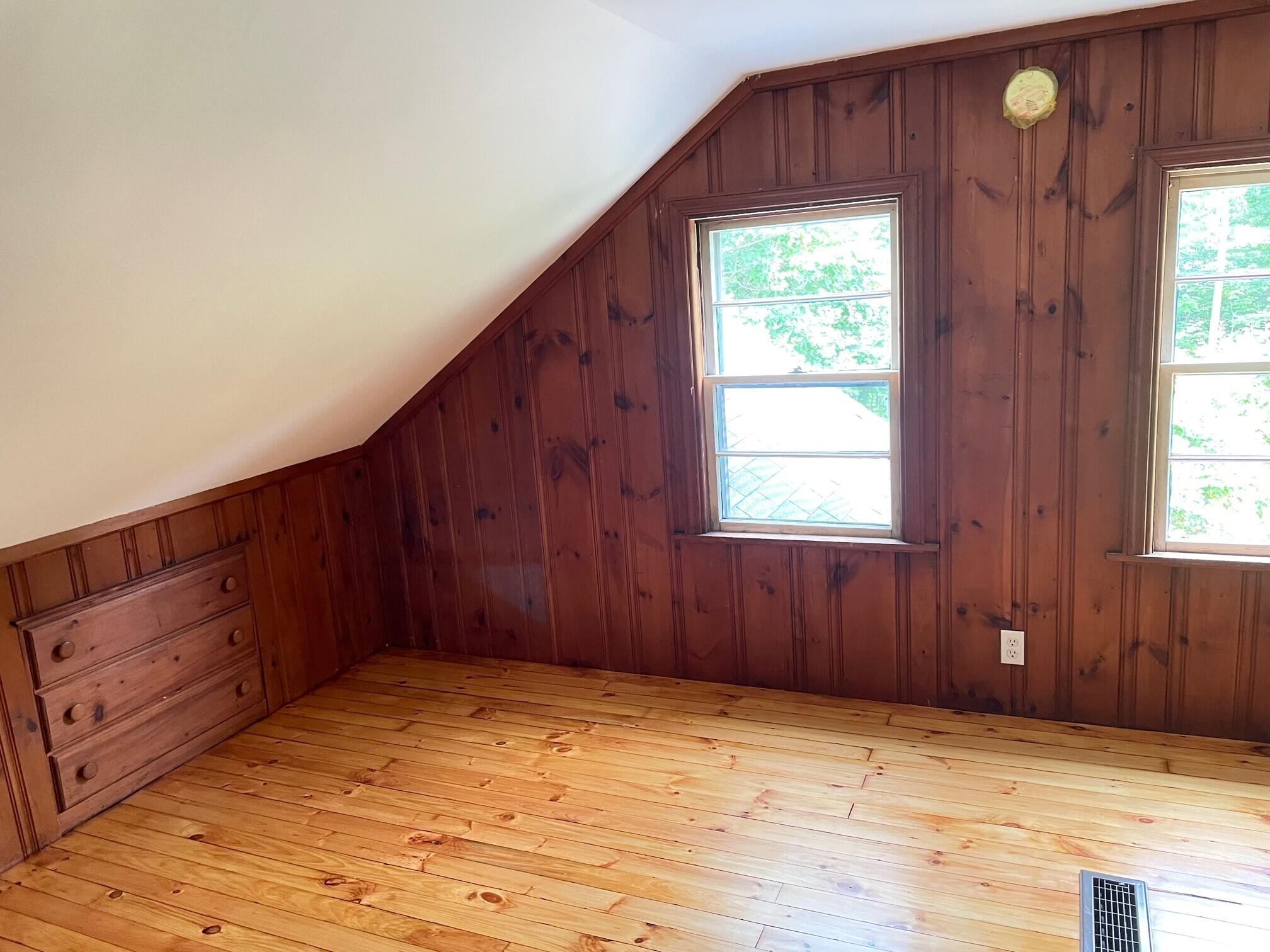 77 Middle Road Falmouth, ME 04105 - Photo 19 of 22 18