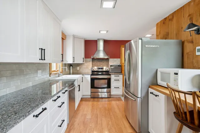 $539,000 | 196 Powder Mill Road, Londonderry, VT 05148