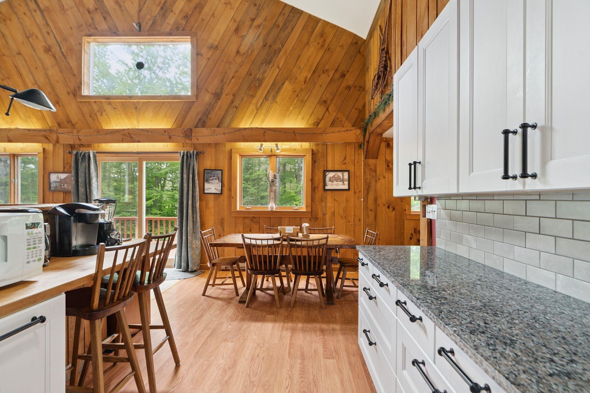 196 Powder Mill Road Londonderry, VT 05148 - Photo 17 of 41