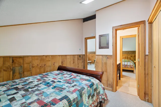 $539,000 | 196 Powder Mill Road, Londonderry, VT 05148