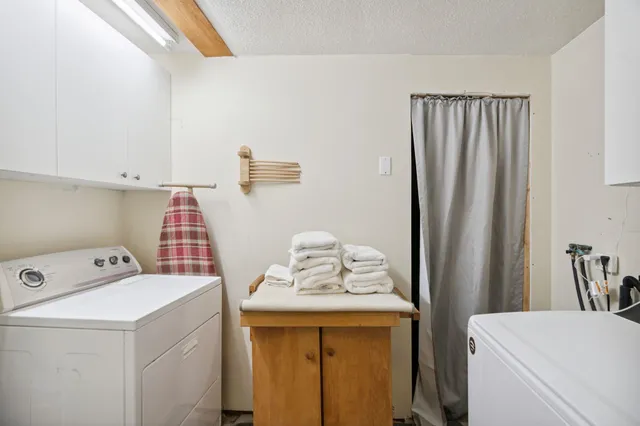 $539,000 | 196 Powder Mill Road, Londonderry, VT 05148